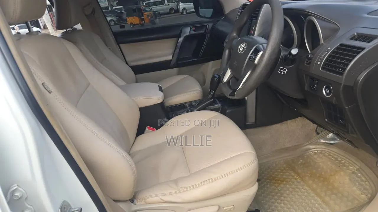 Toyota Land Cruiser Prado 2011 White