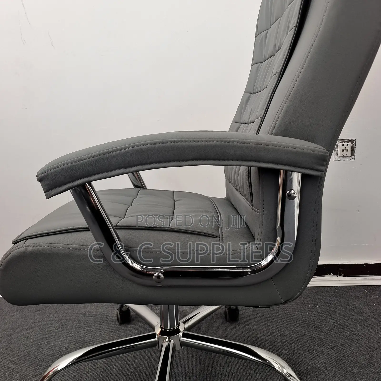 Executive Leather Gray Study Chair.