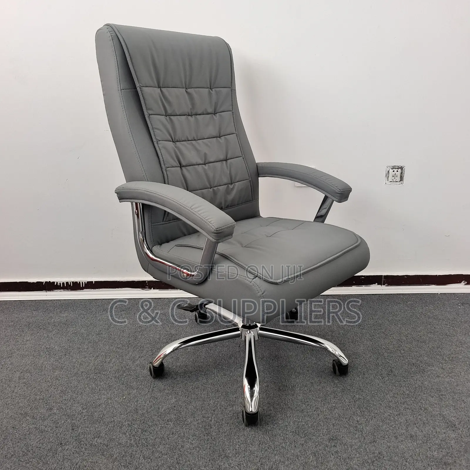 Executive Leather Gray Study Chair.
