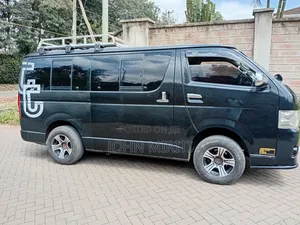 Toyota HiAce 2014 Black