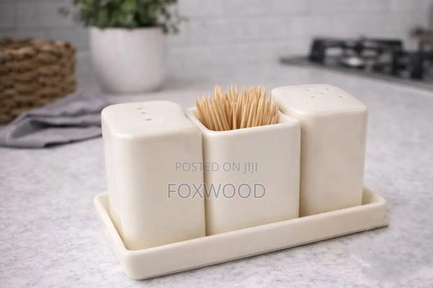 Ceramic 4pc Salt Shaker Square - thumbnail 2