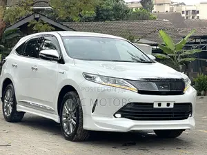 Toyota Harrier 2.5 Hybrid 4WD 2019 White