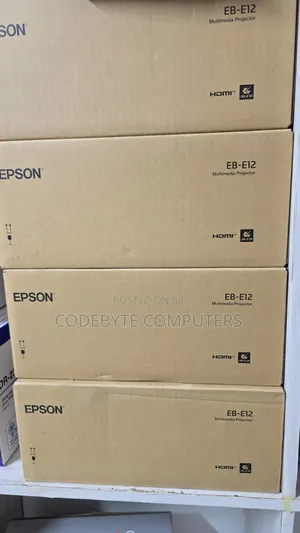 Epson EB-E12 Projector