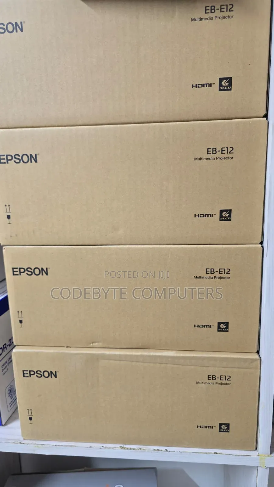 Epson EB-E12 Projector