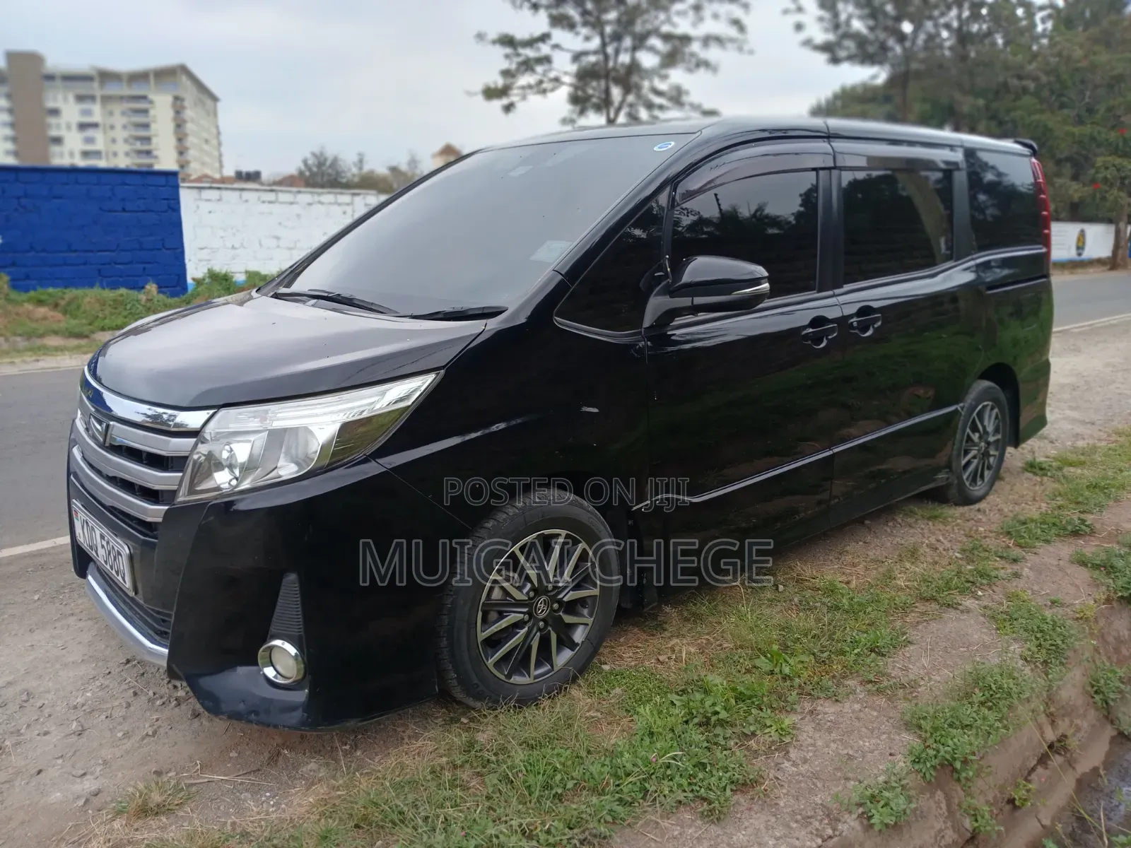 Toyota Noah 2016 Black