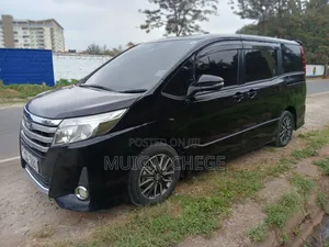 Toyota Noah 2016 Black