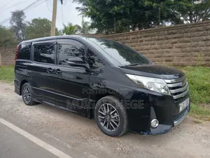 Toyota Noah 2016 Black