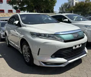 Toyota Harrier 2.0 2019 White