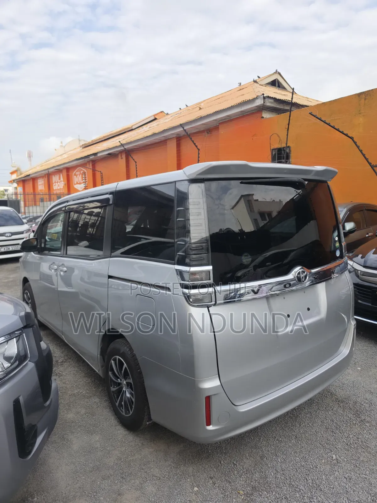 Toyota Voxy 2019 Silver