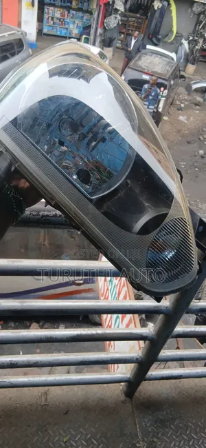 Daihatsu Mira 2012 Headlight