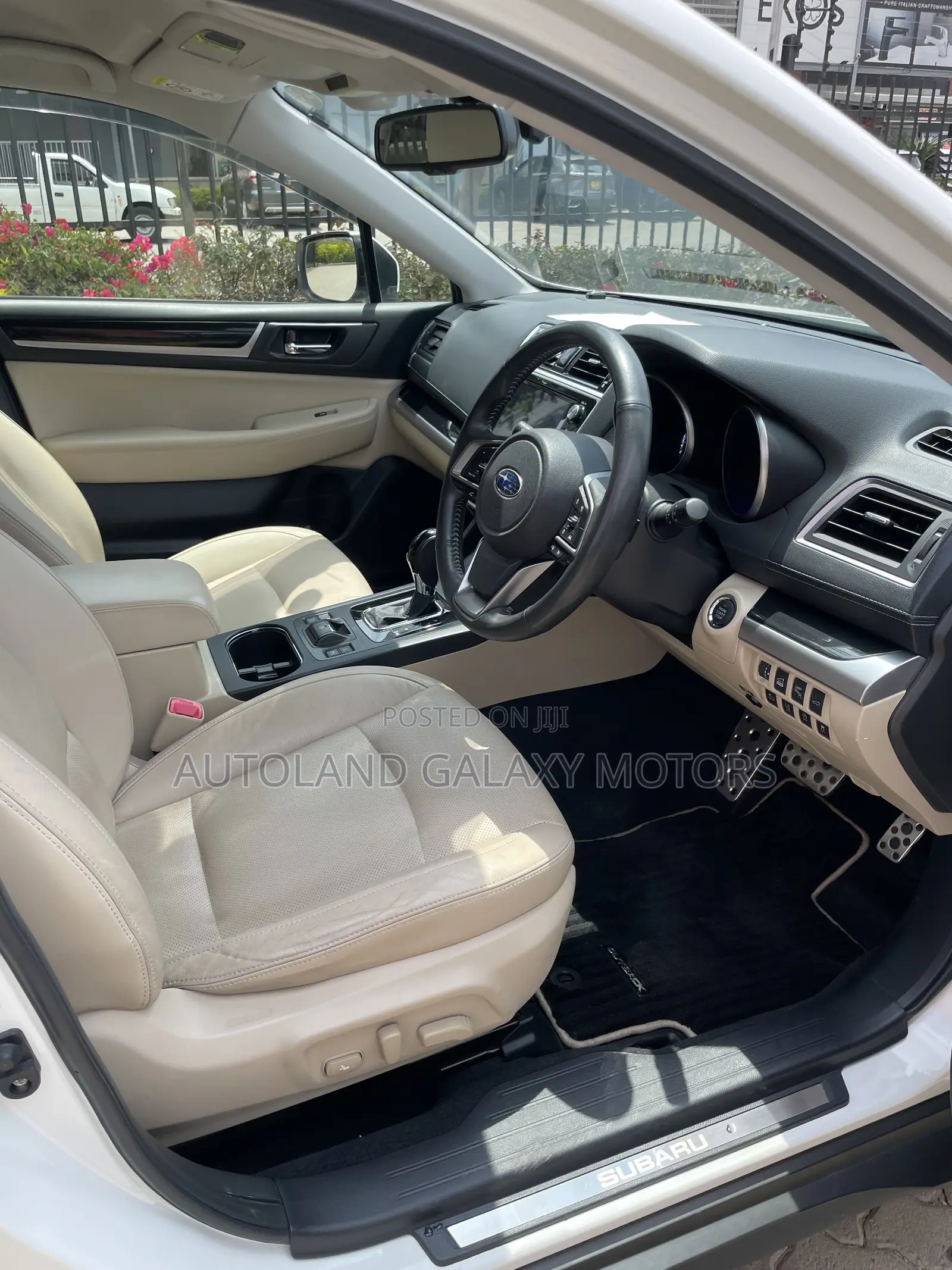 Subaru Outback 2019 White