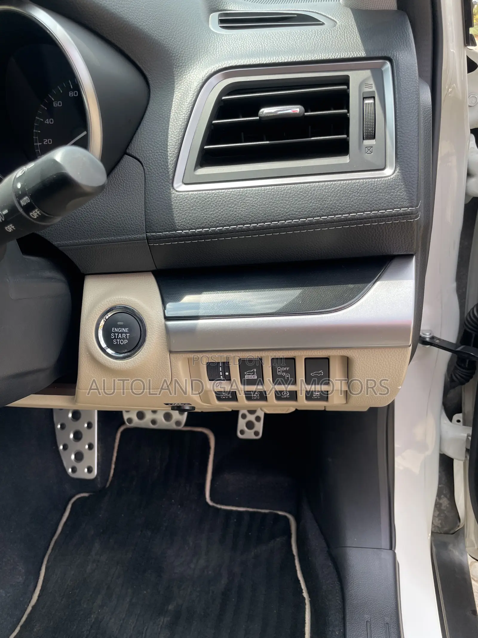 Subaru Outback 2019 White