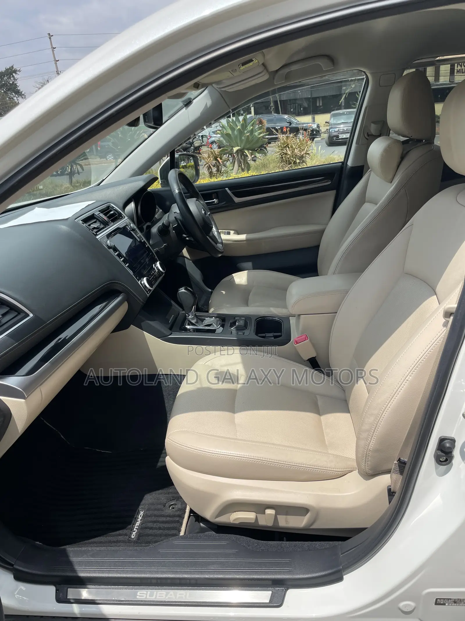 Subaru Outback 2019 White
