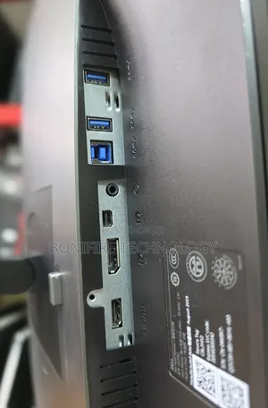 Dell U2718Q 
27 Inch 
 Display (3840*2160)
60 Hz
Thin Bezel