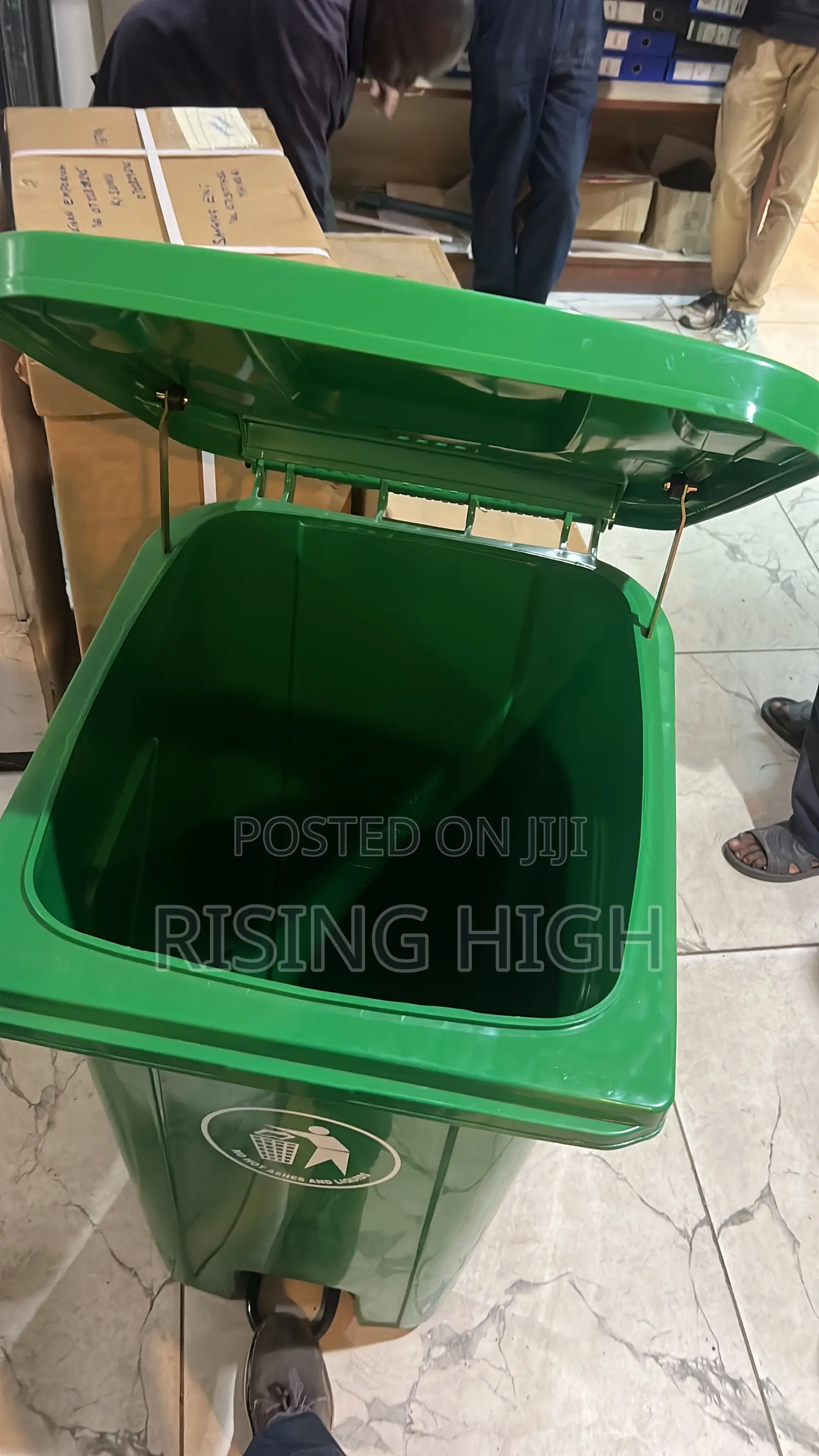 240liters Dustbins/ Different Colors/ Wholesale