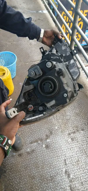 Nissan Note Non Xenom 2008 Headlight