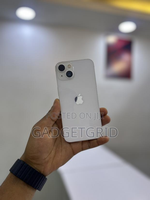 Apple iPhone 13 256 GB White