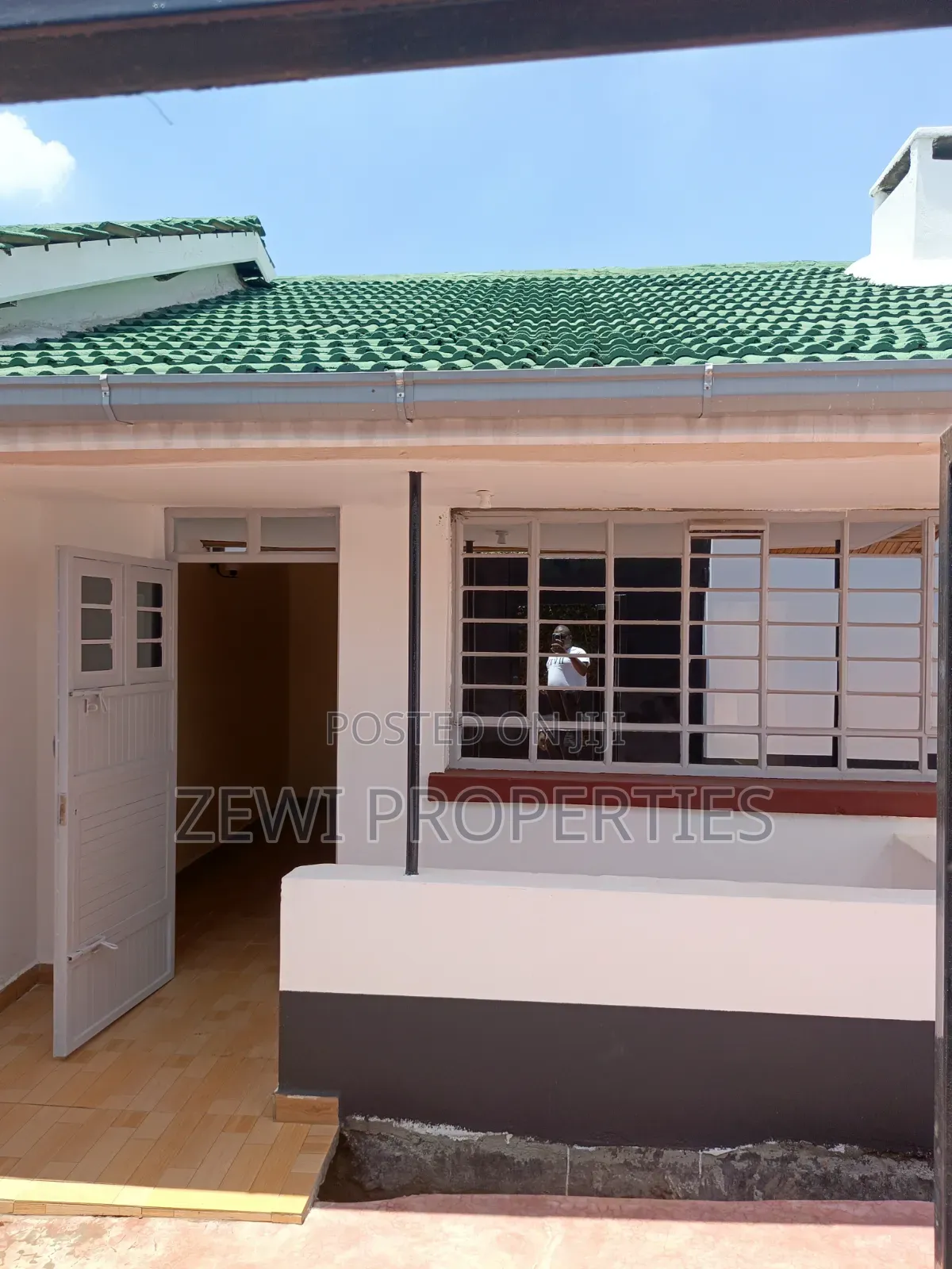 3bdrm Bungalow in Ngong CBD for rent