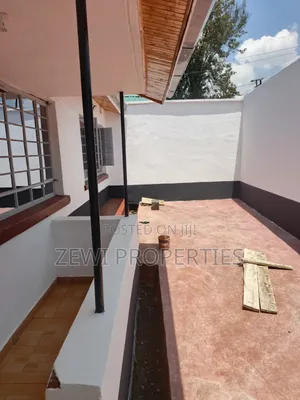 3bdrm Bungalow in Ngong CBD for rent