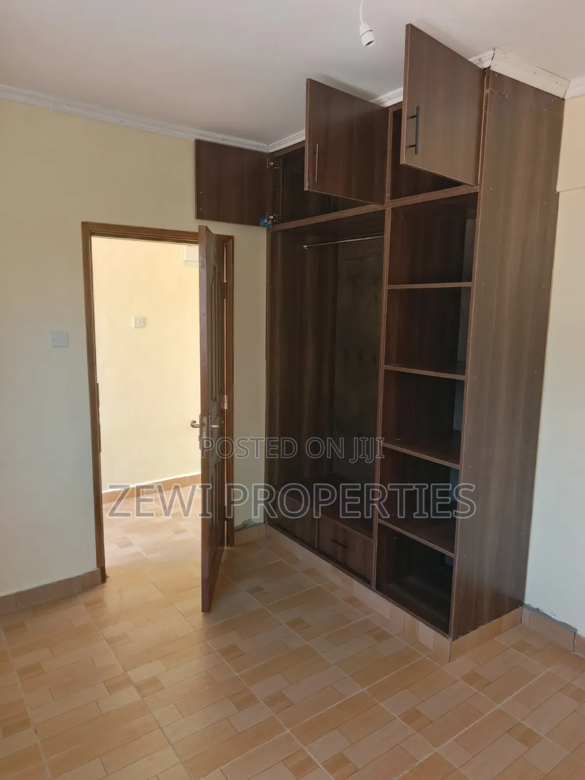 3bdrm Bungalow in Ngong CBD for rent
