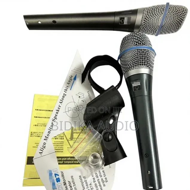 Shure Beta 87A Handheld Supercardioid Condenser Vocal Microphone Kit