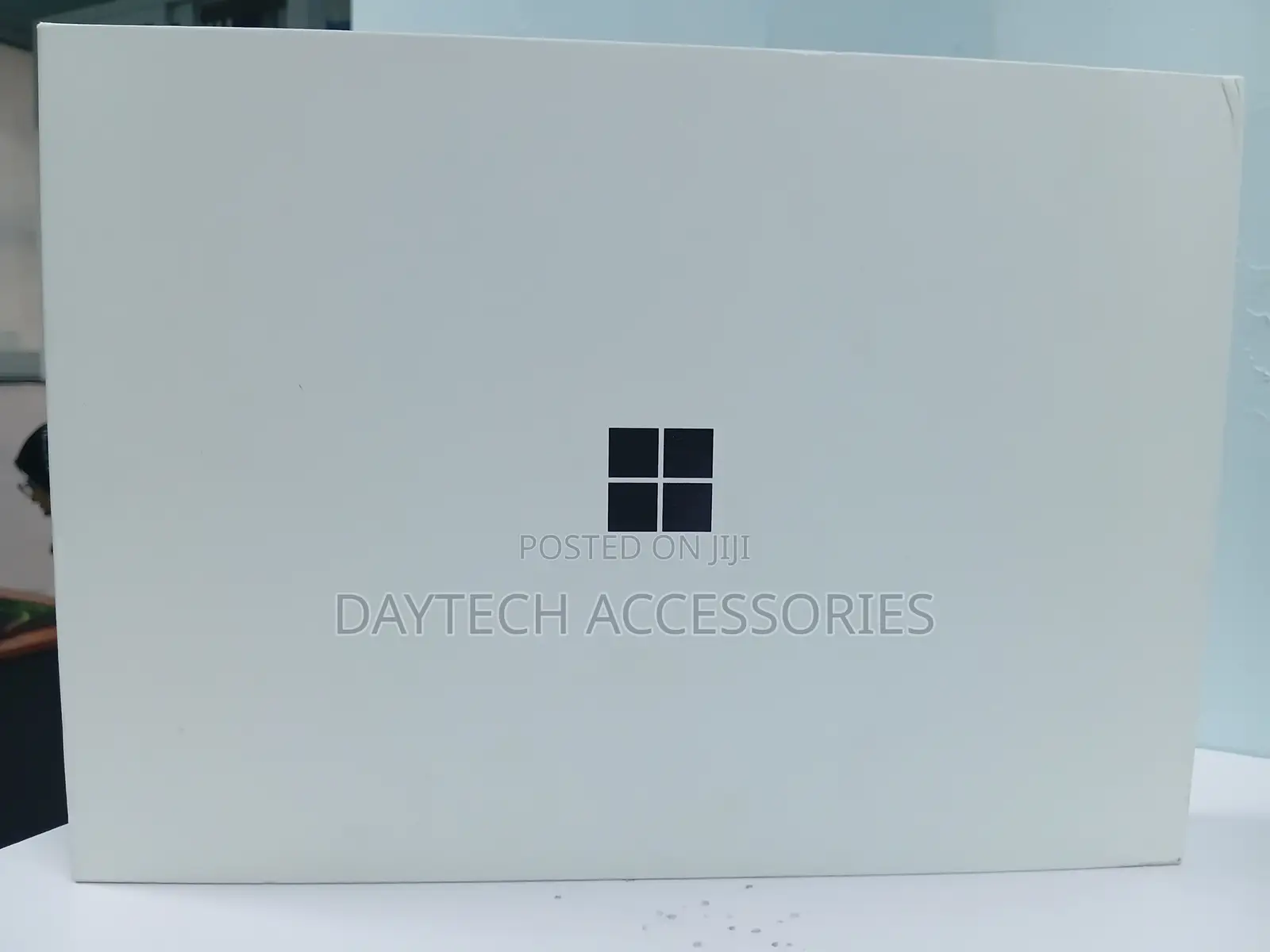 New Microsoft Surface Pro 256 GB Black