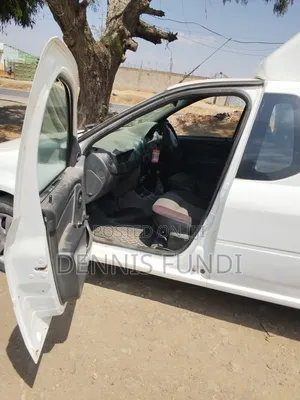 Nissan NP200 2011 White