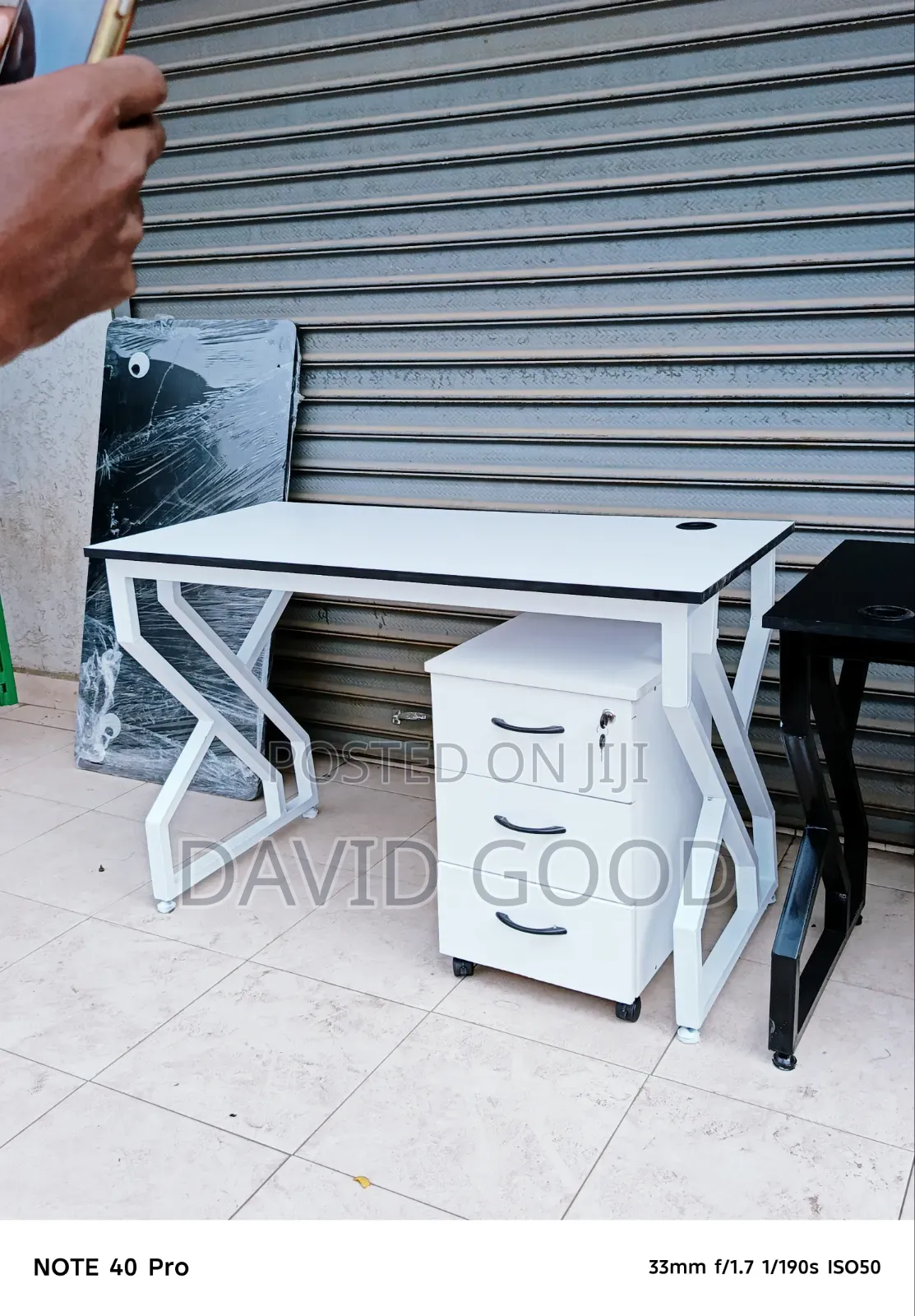 Mobile Pedestrial and a Table