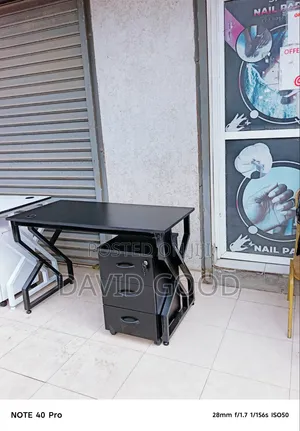 Mobile Pedestrial and a Table