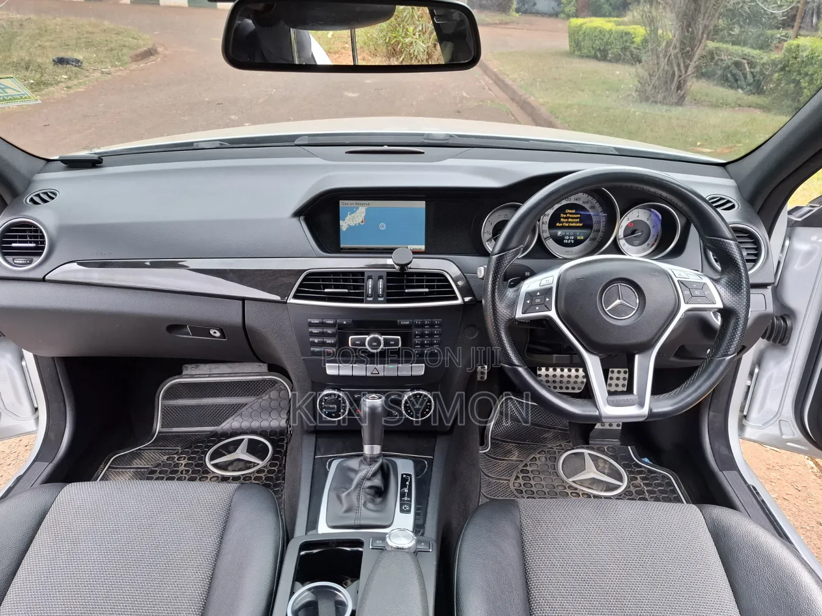Mercedes-Benz C200 2014 Silver