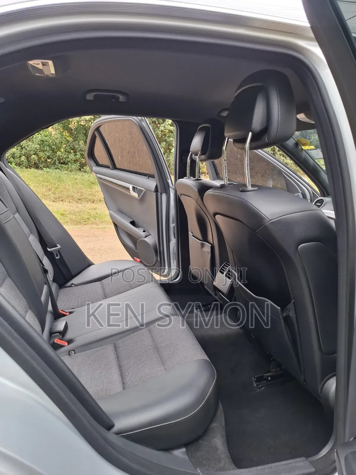 Mercedes-Benz C200 2014 Silver