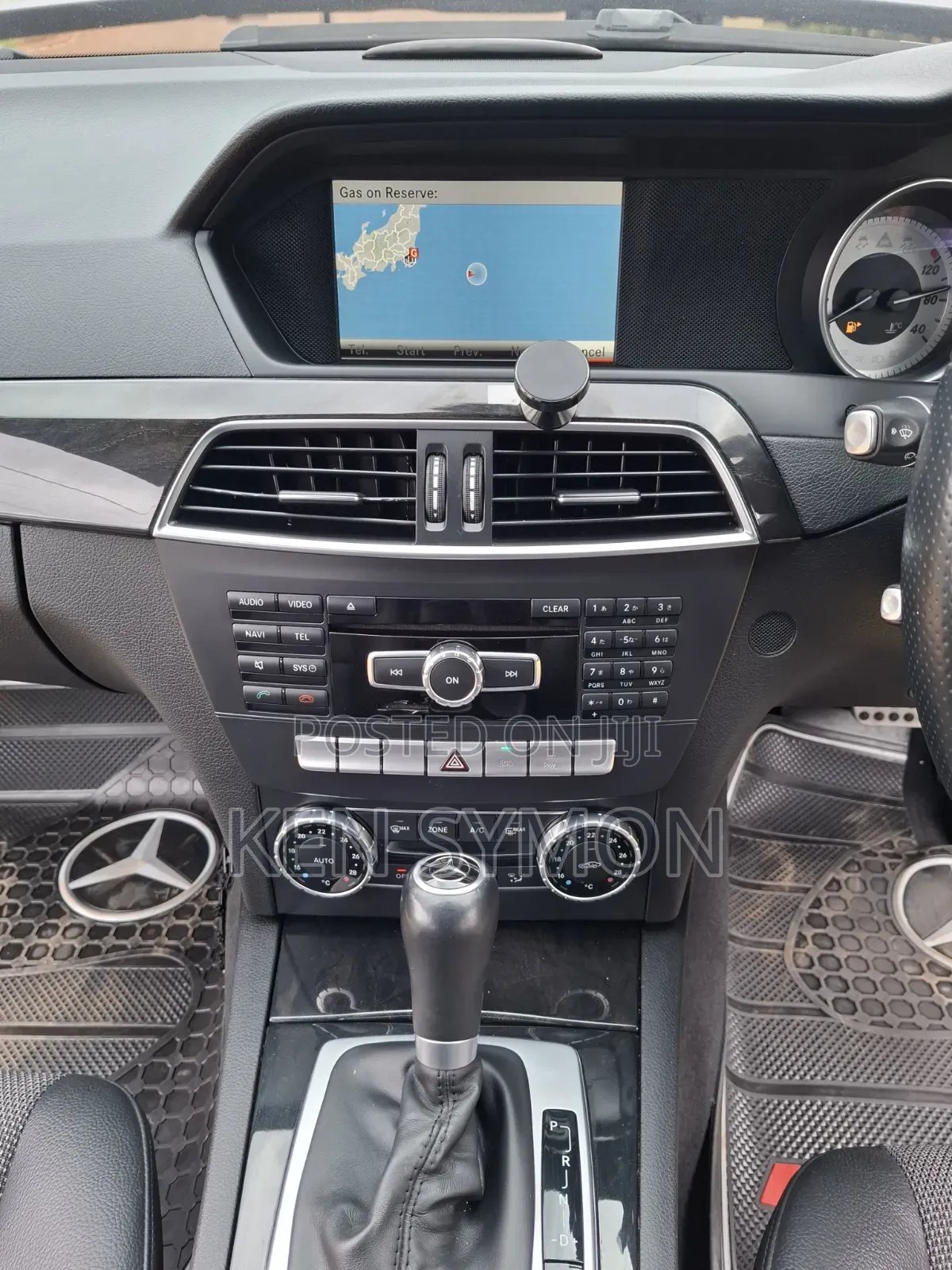 Mercedes-Benz C200 2014 Silver