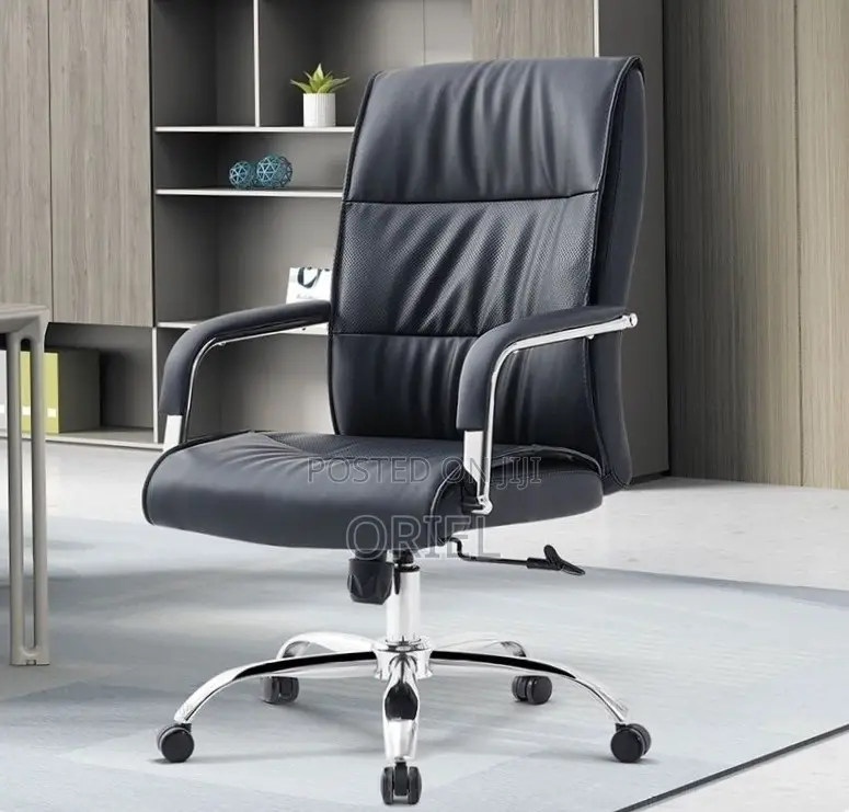 Office Chair : Ergonomic Leather Visitor Conference Chair