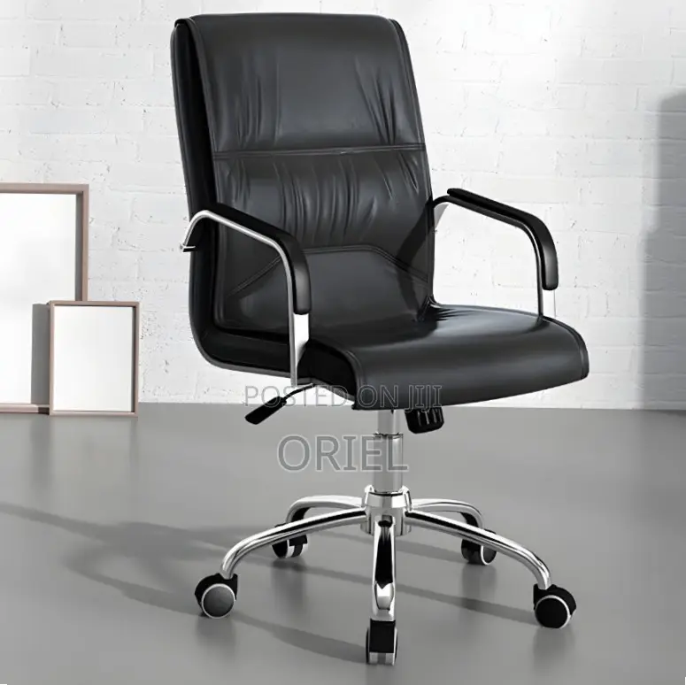 Office Chair : Ergonomic Leather Visitor Conference Chair