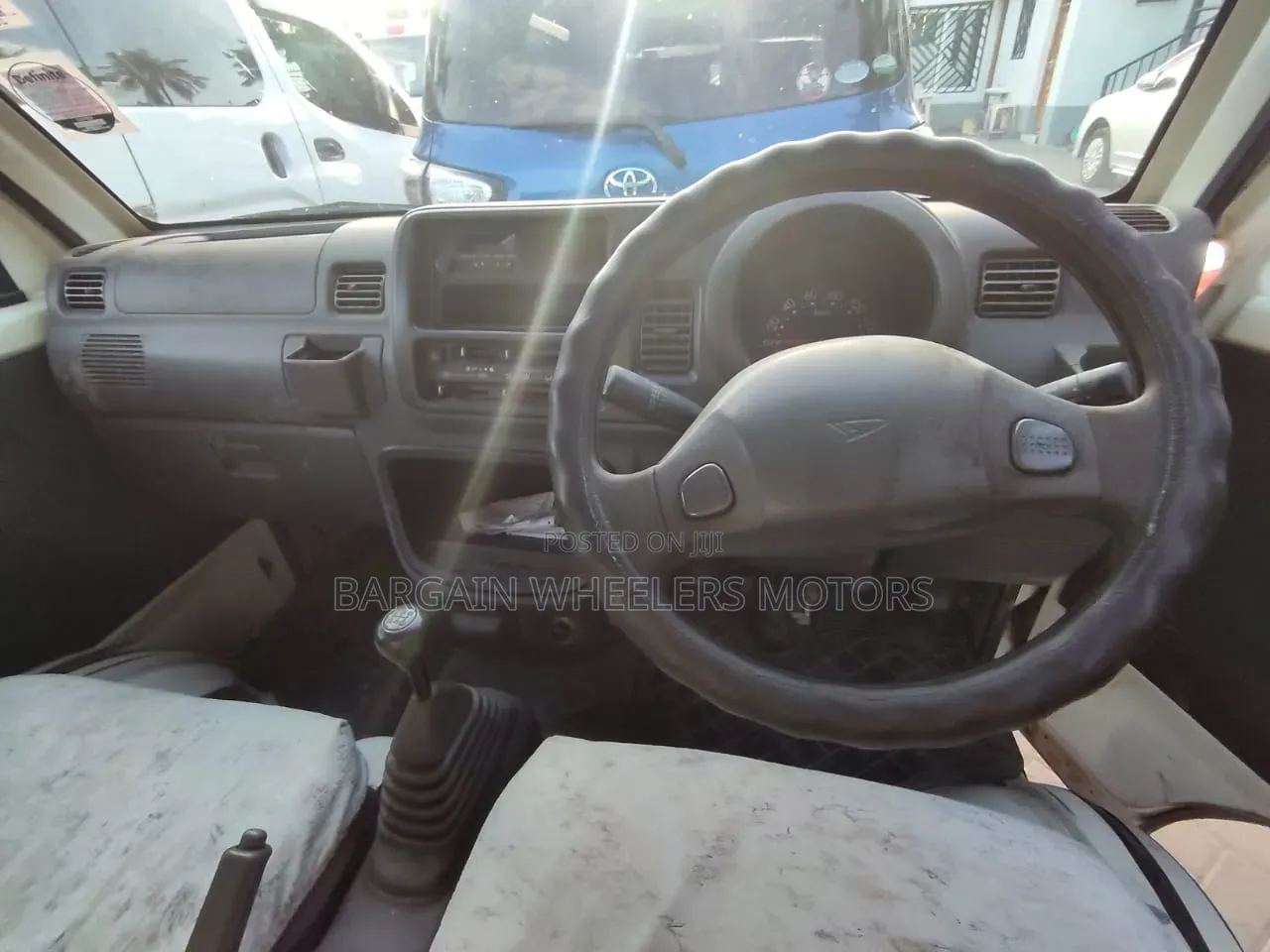 Daihatsu Hijet 2014 White
