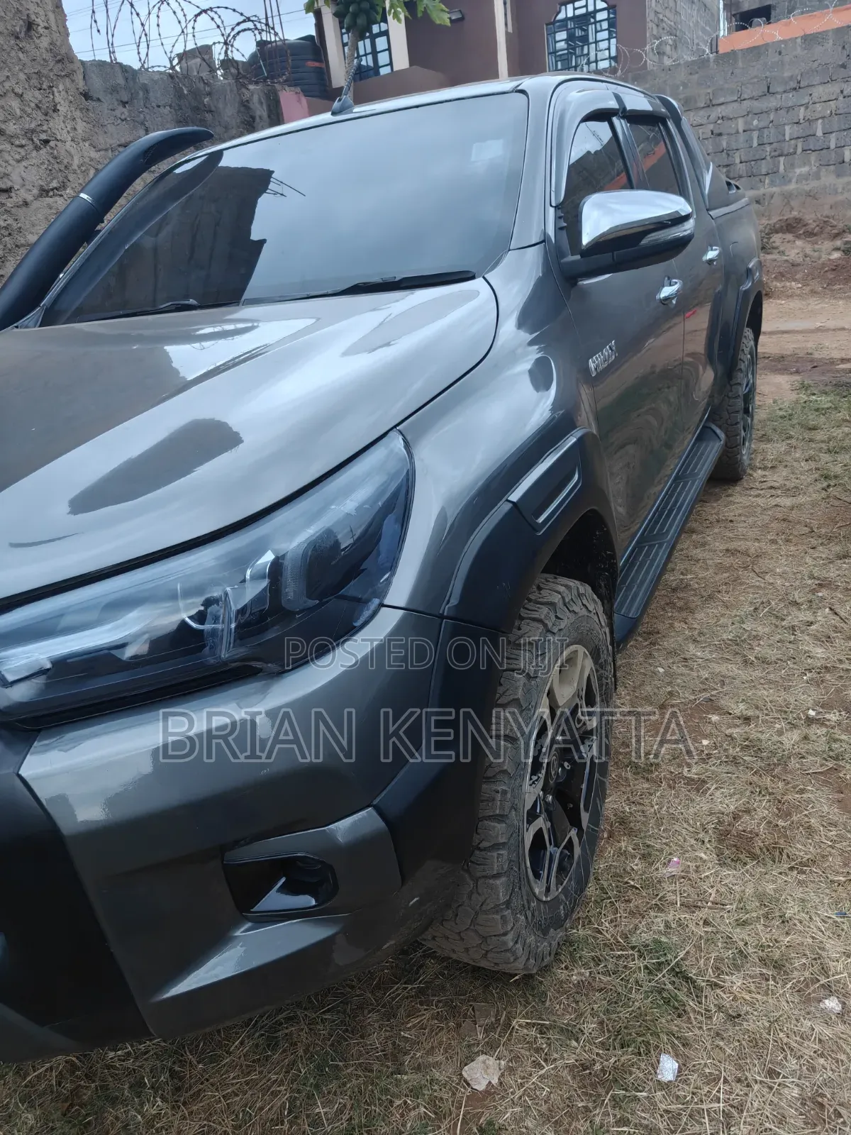 Toyota Hilux 2015 Gray