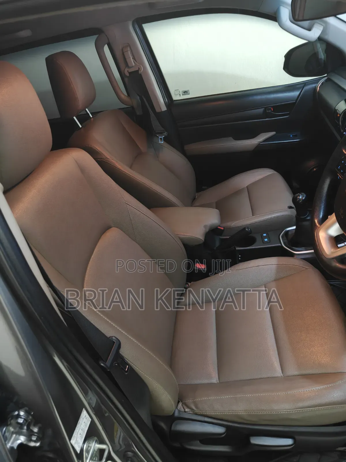 Toyota Hilux 2015 Gray
