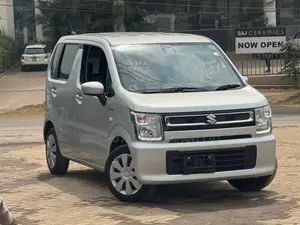 Suzuki Wagon R 660 Hybrid FWD 2019 Gray