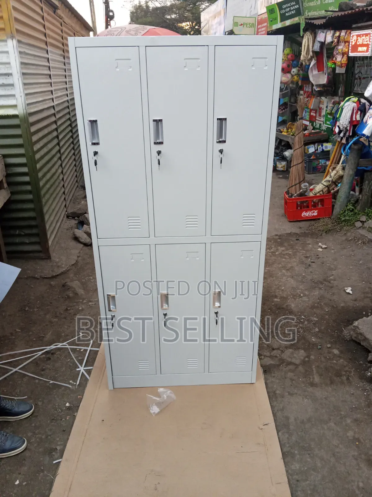 6 Door Gym Filing Cabinet With Hard Metallic