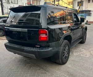 Toyota Land Cruiser Prado 2024