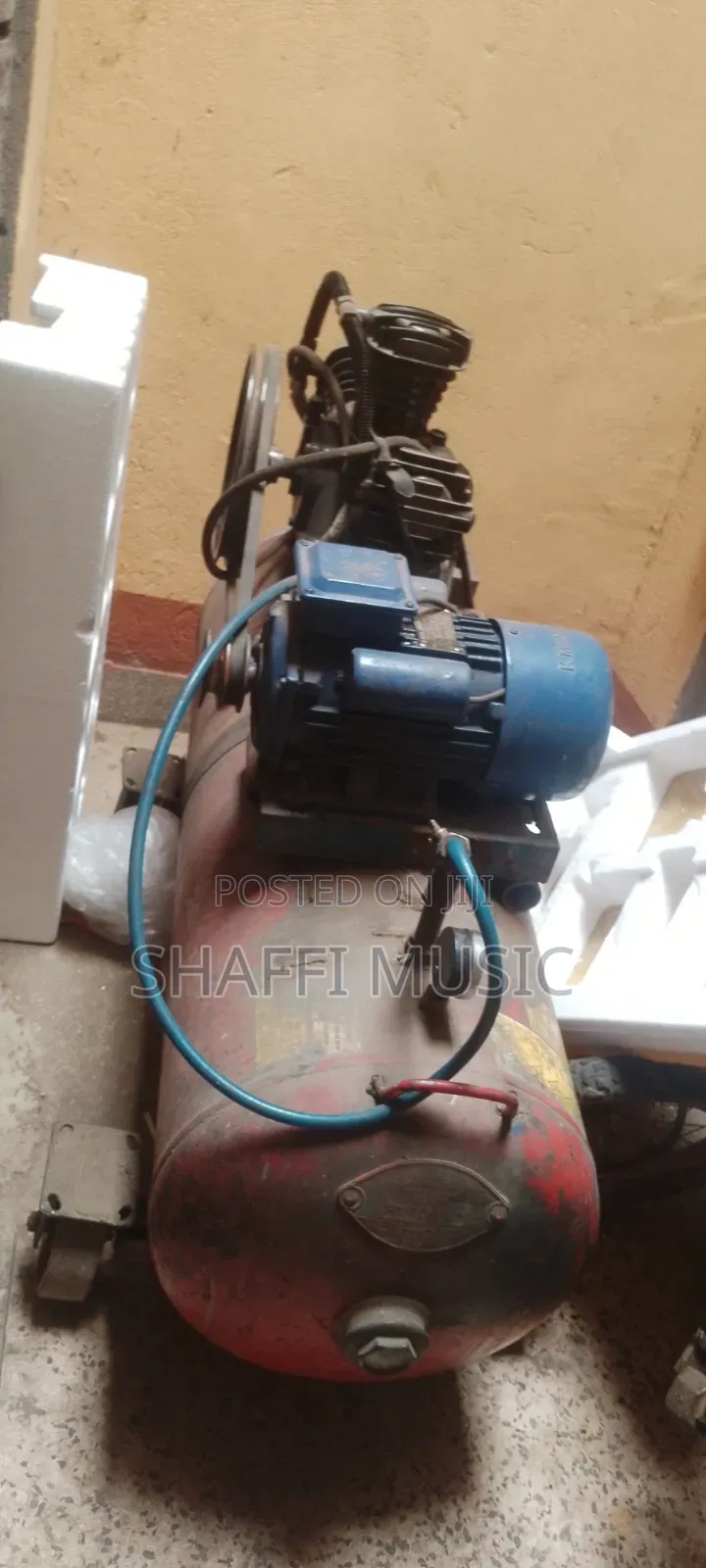 Electric Air Compressor Machine