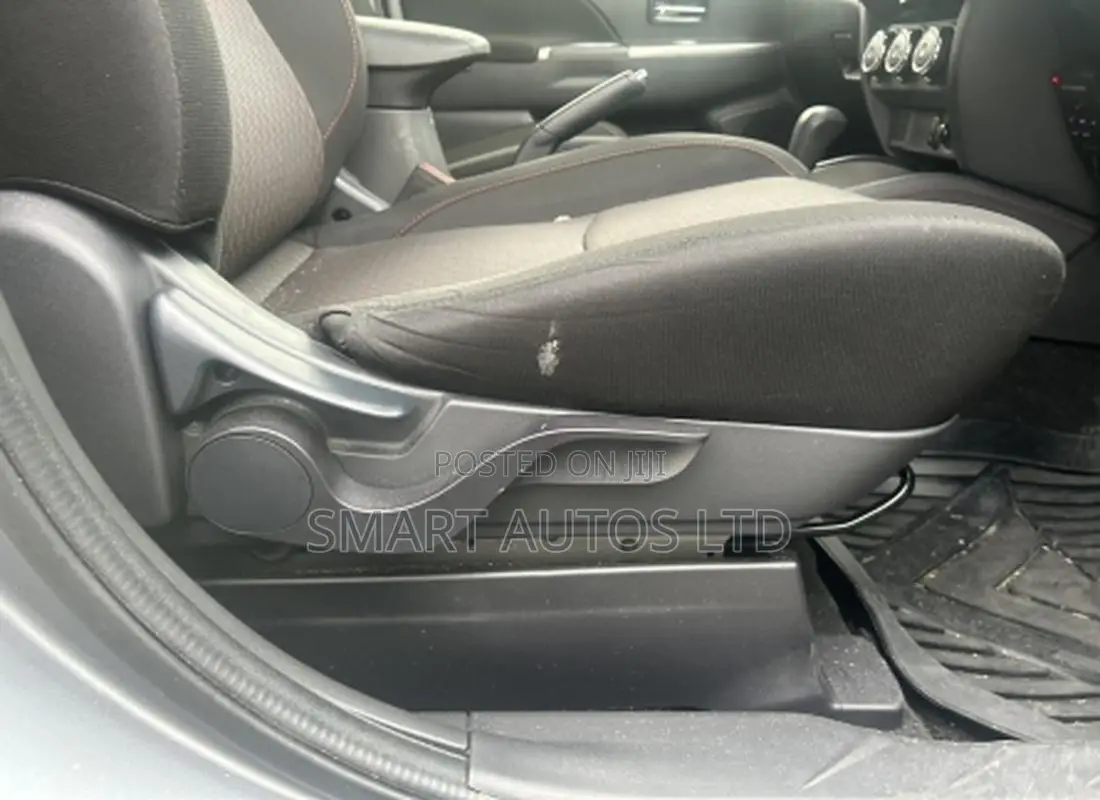 Mitsubishi RVR 2019 Gray