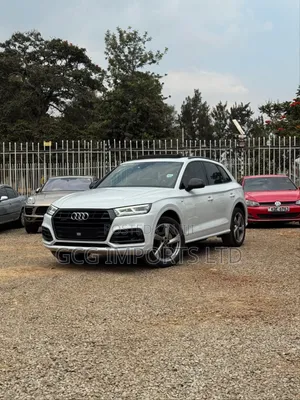 Audi Q5 45 Premium AWD quattro 2020 White