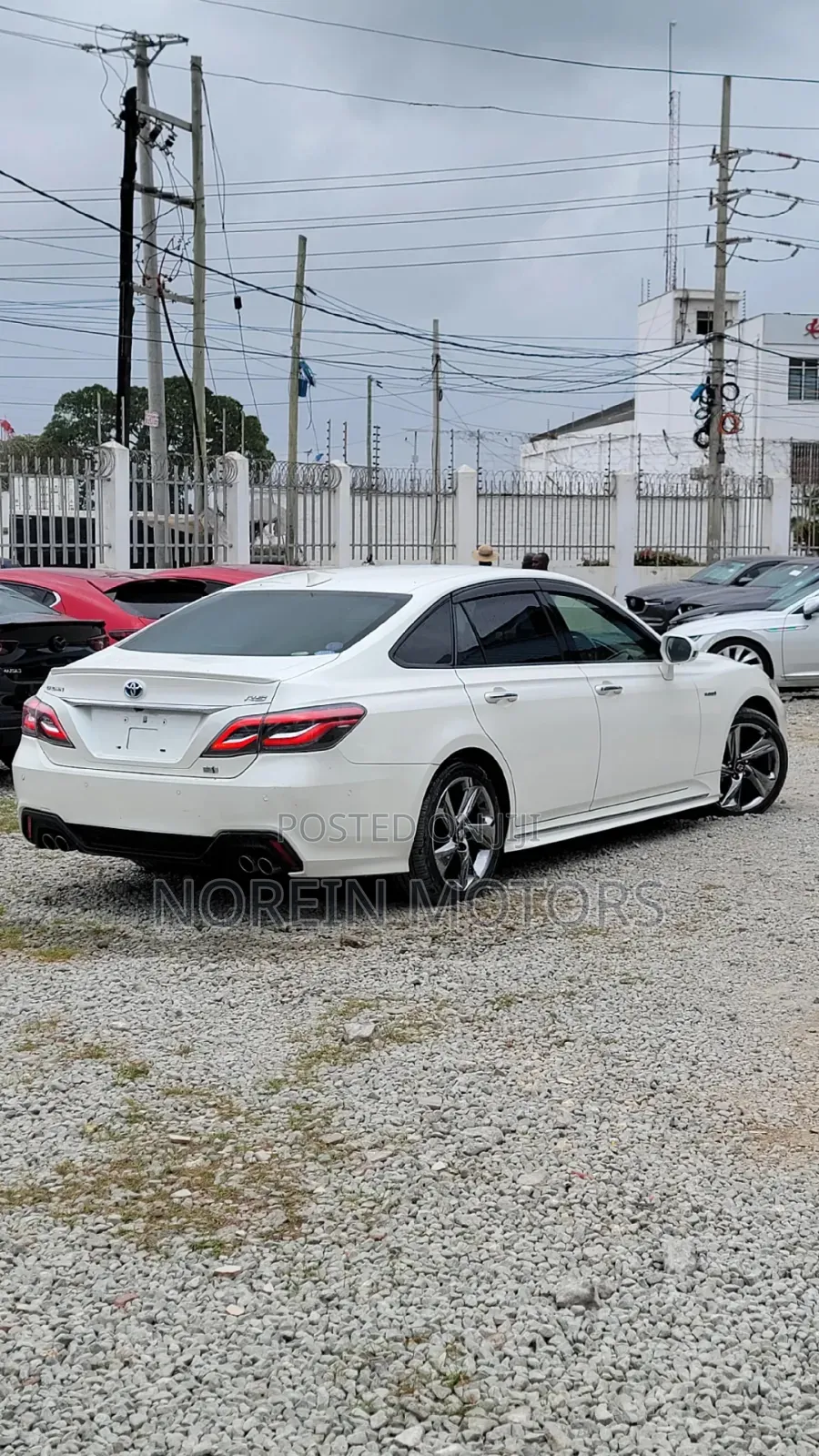 Toyota Crown 2019 Teal