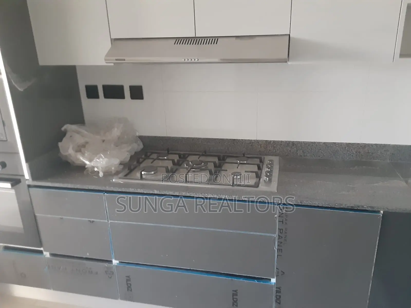2bdrm Apartment in General Mathenge Rd., Spring Valley for sale