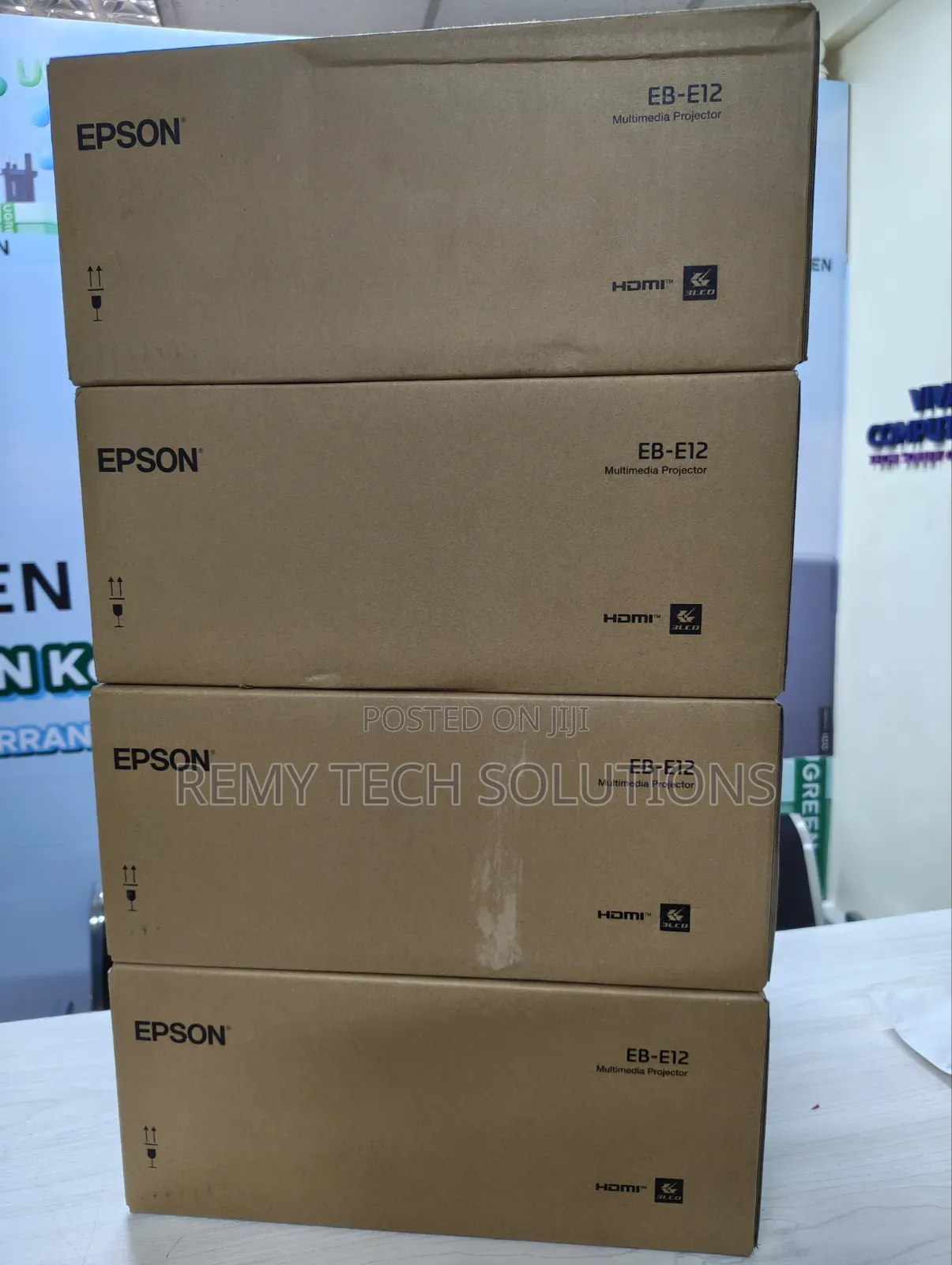 Epson Eb-E12 Xga 3lcd Projector