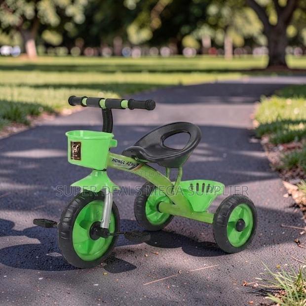 Easy to Move Boys and Girls 1-3yrs Age 3 Wheels Kids Tricycles