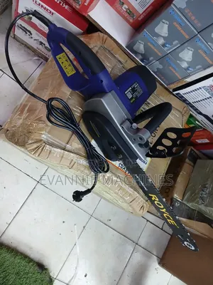 16' Royce Chainsaw Machine
