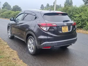 Honda Vezel 1.5 Hybrid 4WD 2018 Gray