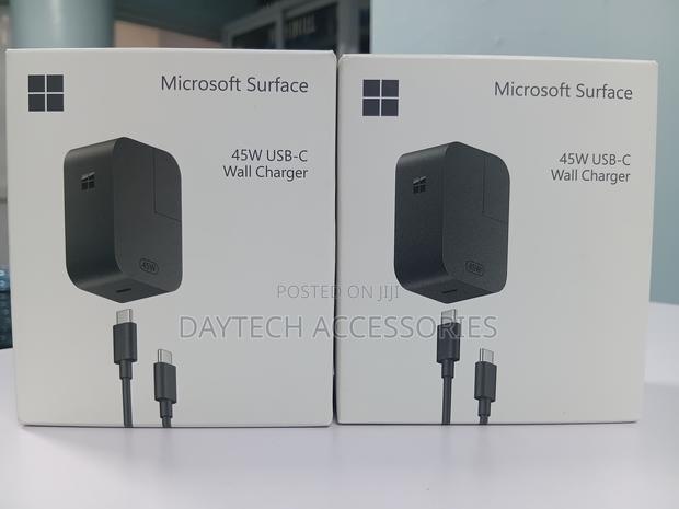 Microsoft Surface 45W USB-C Wall Charger With Cable - thumbnail 3